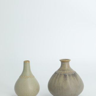 Small Mid-Century Scandinavian Modern Collectible Pistachio Stoneware Vases by Gunnar Borg for Gunnars Keramik Höganäs, 1960s, Set of 2