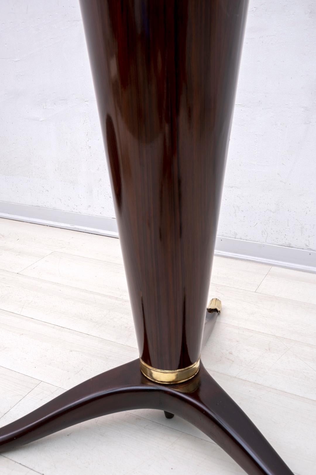 Attributed to Paolo Buffa Mid-Century Modern Italian Walnut Round Table, 1950s