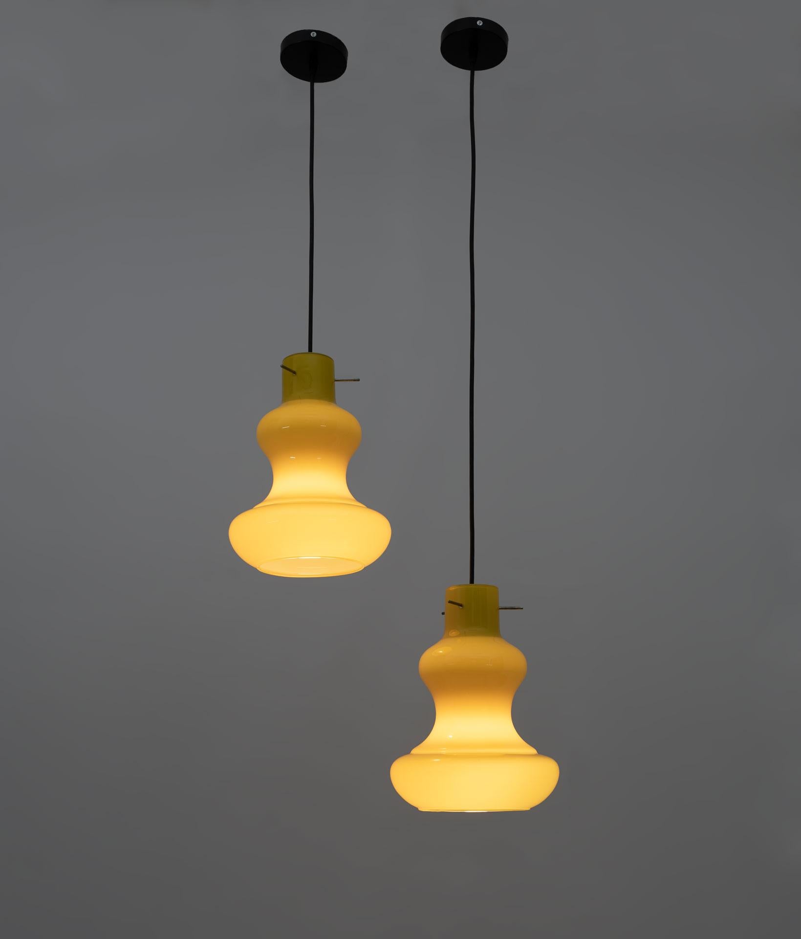 Massimo Vignelli Mid-Century Modern Murano Glass Pendants for Vistosi, 60s Pair