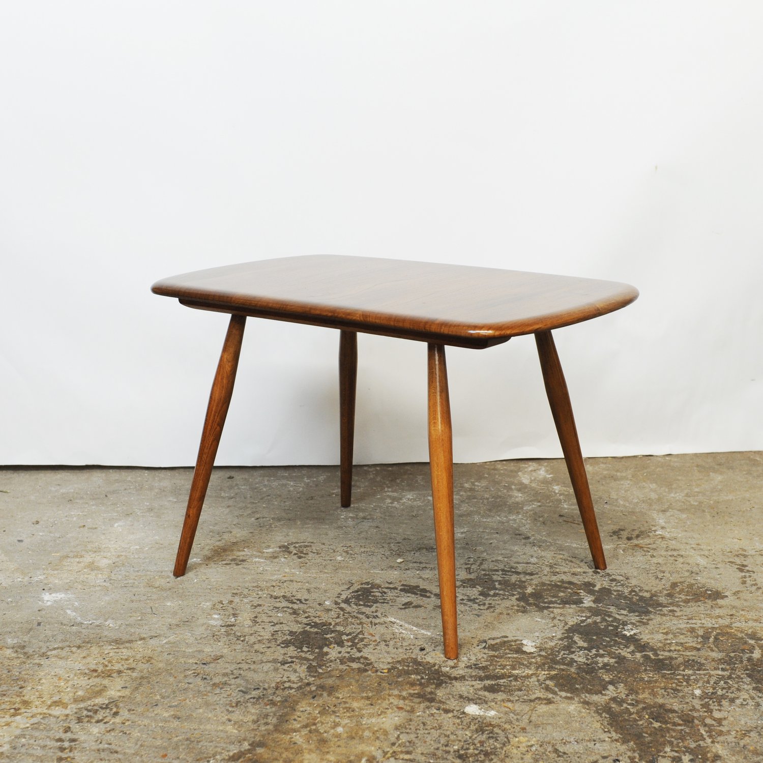Vintage Blonde Elm Side Table By Ercol, 1960s