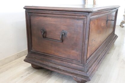 Antique chest in solid walnut wood - Image 2