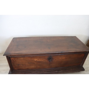 Antique chest in solid walnut wood