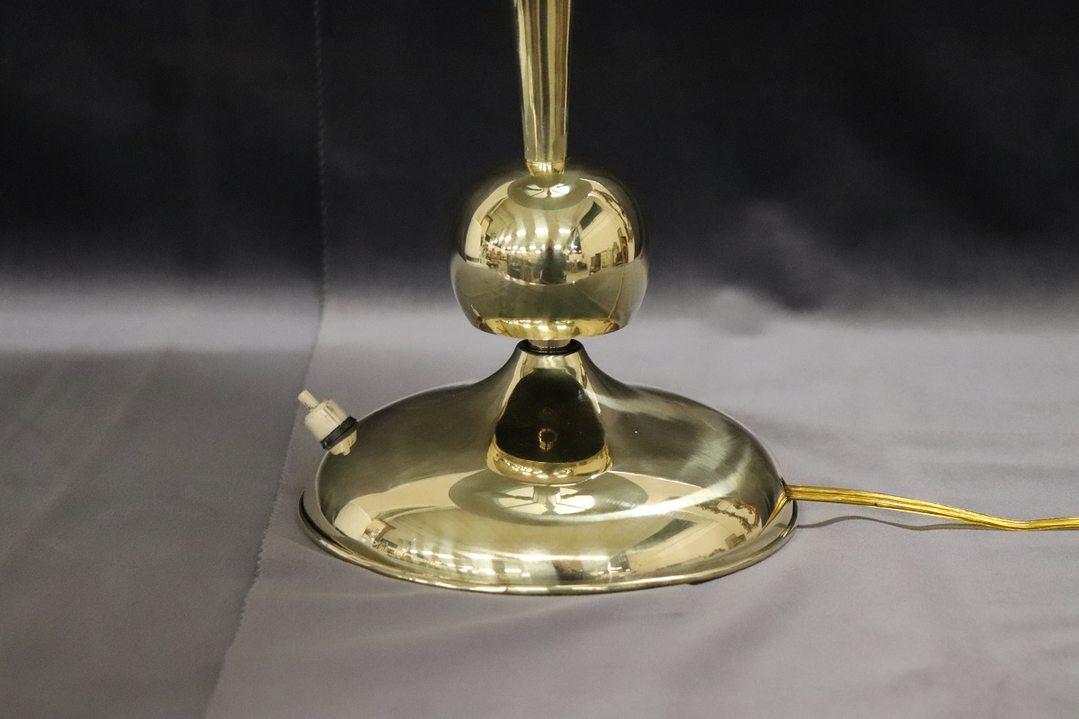 Italian design table lamp by Oscar Torlasco 1950s
