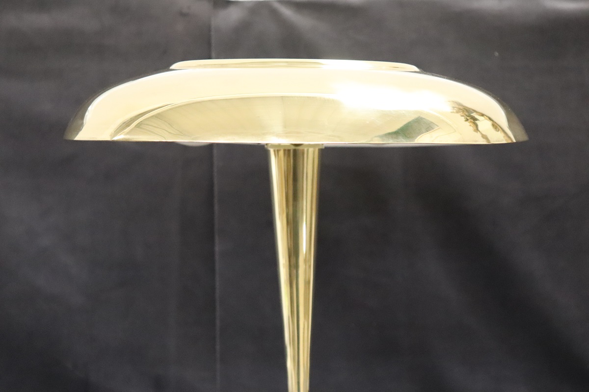 Italian design table lamp by Oscar Torlasco 1950s