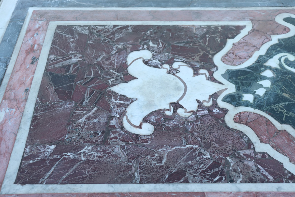 Garden Table in Iron with Marble Top