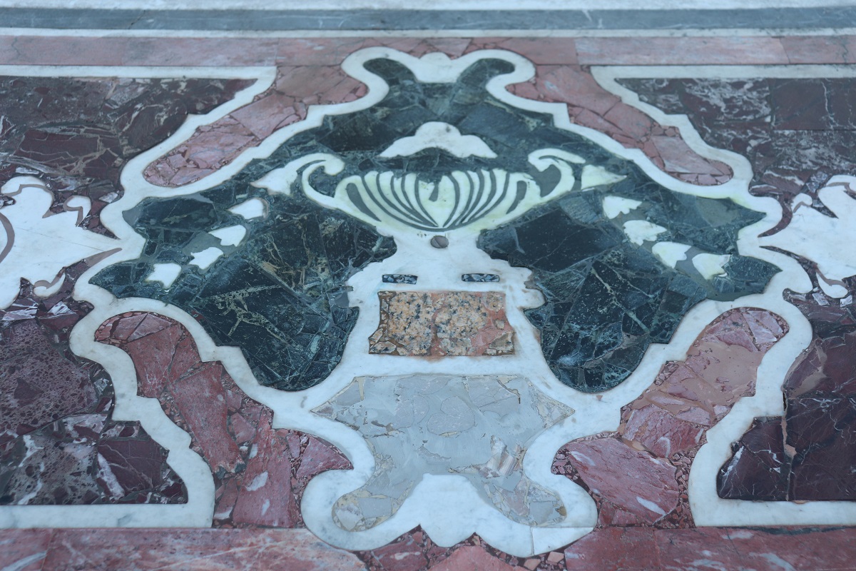 Garden Table in Iron with Marble Top