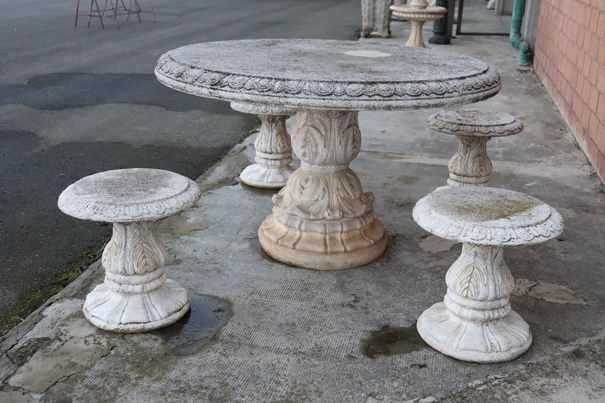20th Century Round Garden Table and Stools