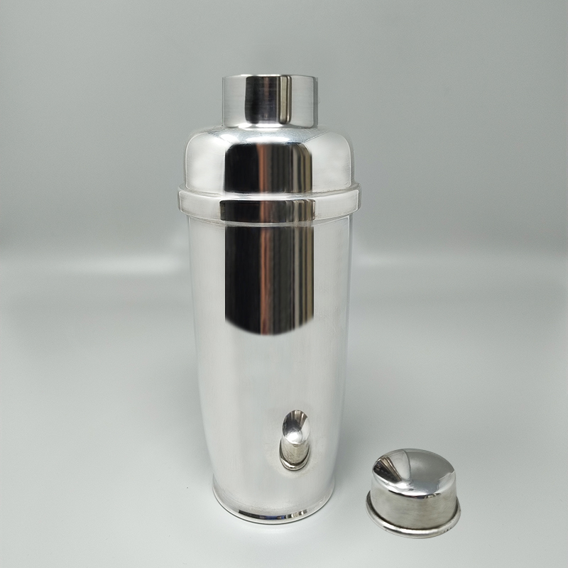 1960s Gorgeous Cocktail Shaker Silver Plated by Zanetta. Made in Italy