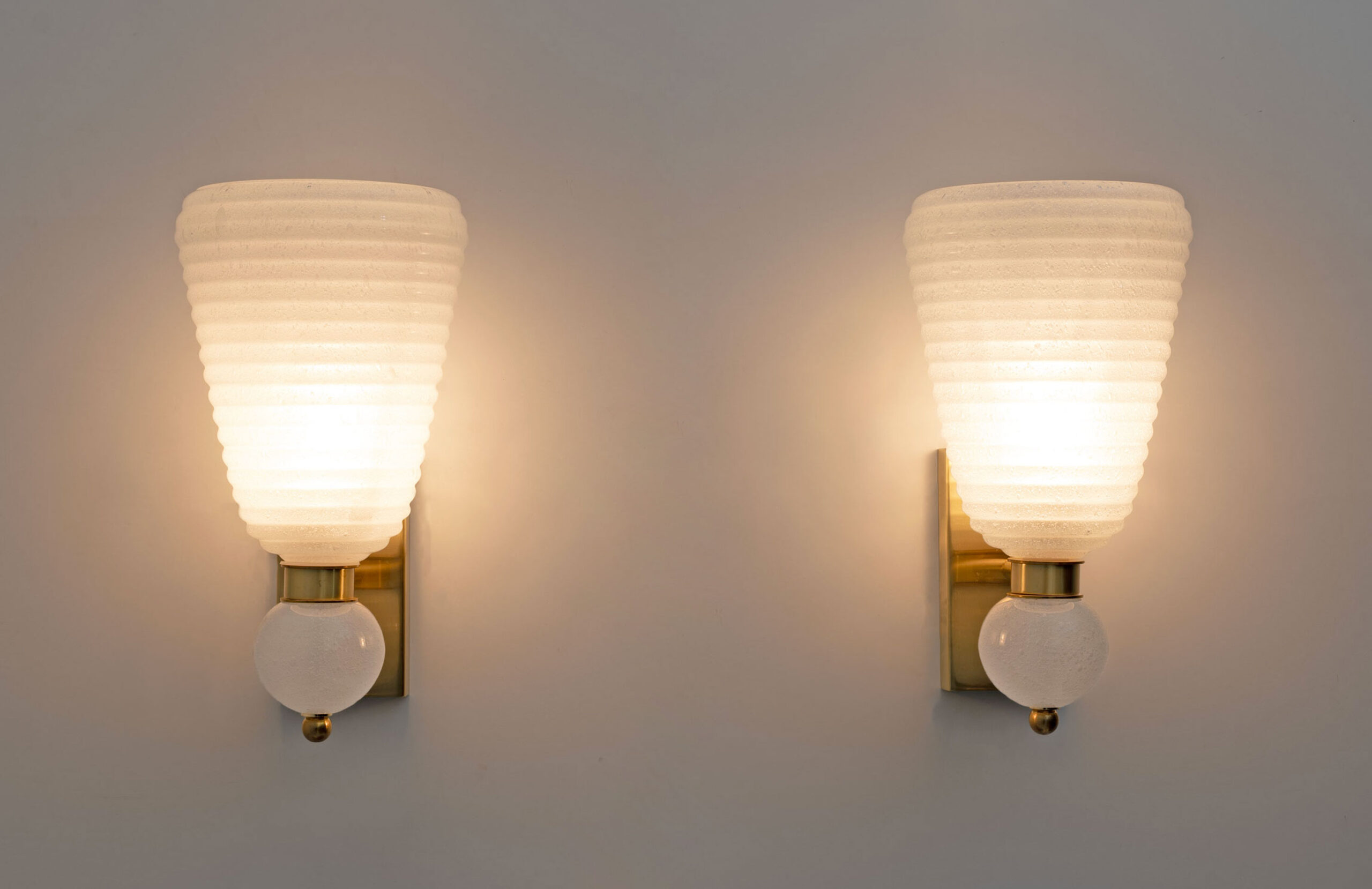 Pair of Mid-century Modern Brass and "Pulegoso" Murano Glass Sconces