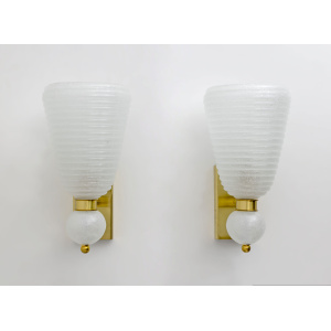 Pair of Mid-century Modern Brass and "Pulegoso" Murano Glass Sconces