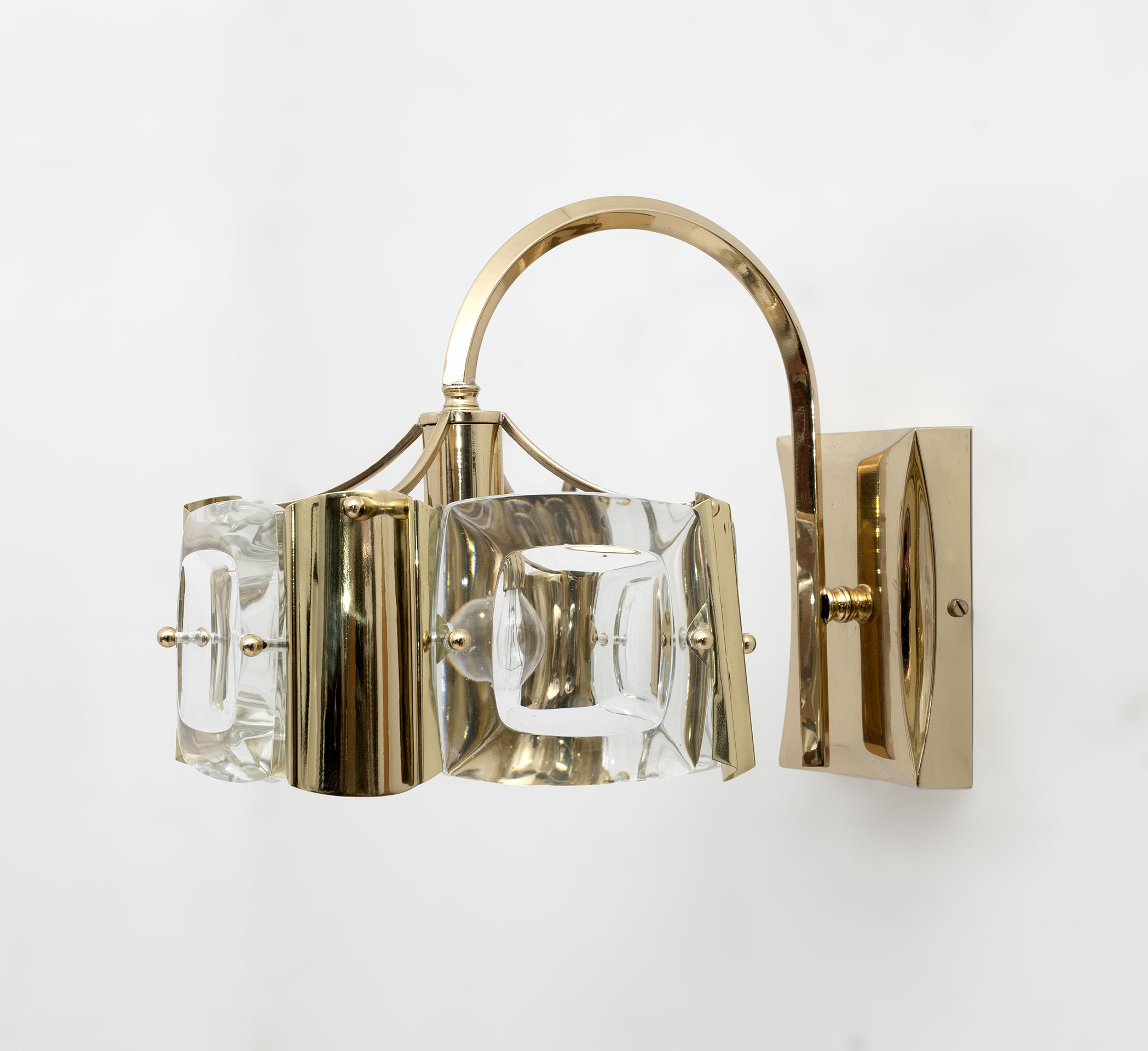 Oscar Torlasco Mid-Century Modern Italian Glass and Brass Sconces by Stilkronen