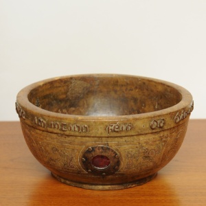Antique Irish Arts & Crafts Turned Treen Celtic Bowl, 1910