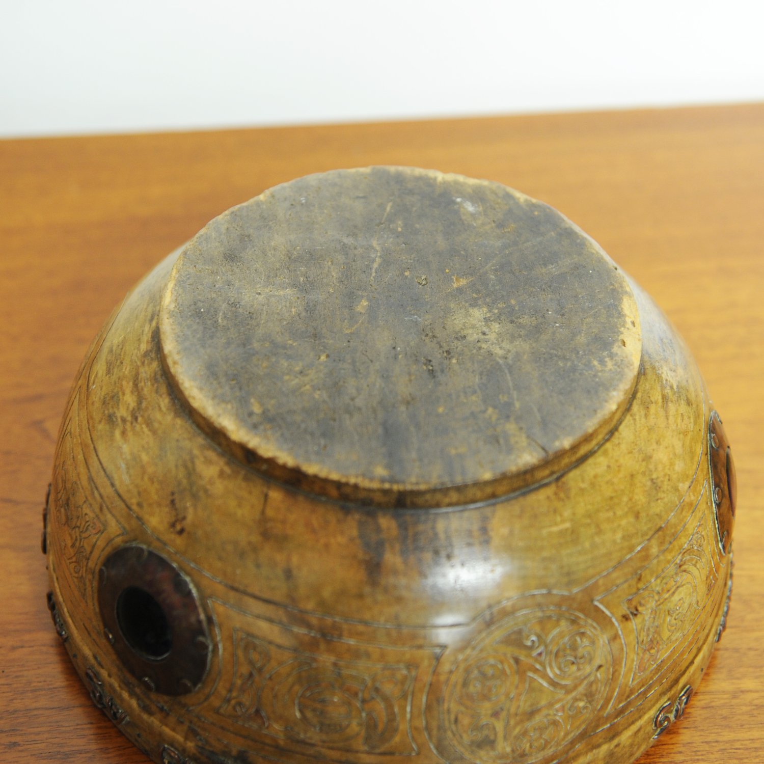 Antique Irish Arts & Crafts Turned Treen Celtic Bowl, 1910