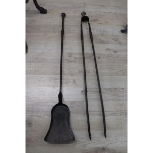 Set of antique fireplace tools in wrought iron and cast iron