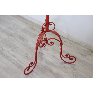 Coat hanger in red lacquered iron