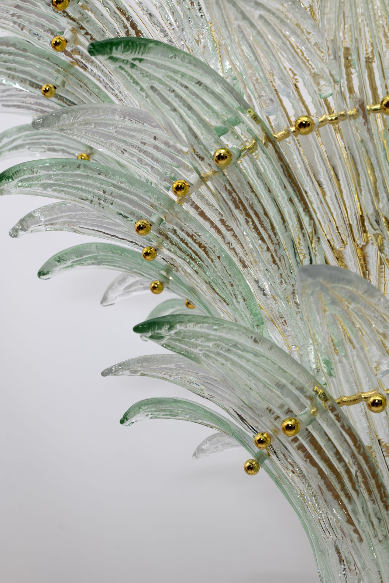 Mid-century Modern Italian Murano Glass and Brass Palmette Chandelier