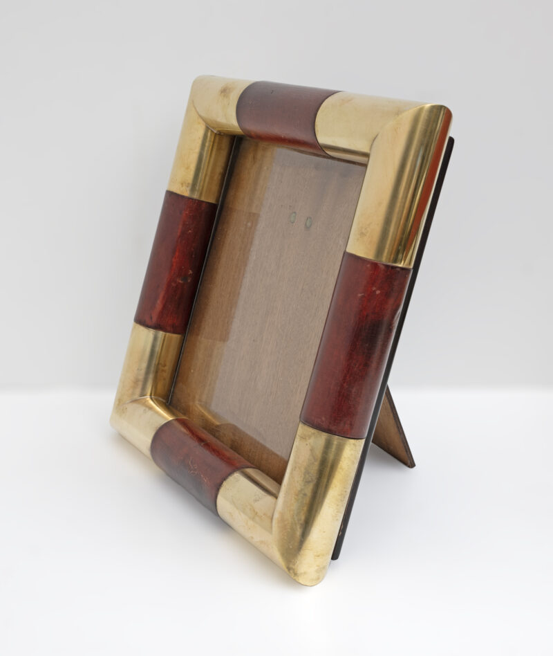 Tommaso Barbi style Mid-century Modern Italian Brass Picture Frame, 1970s