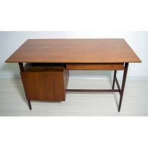 Vittorio Dassi Mid-Century Modern Italian Teakwood Writing Desk and Chair, 1950s