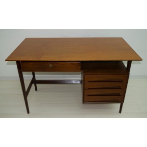 Vittorio Dassi Mid-Century Modern Italian Teakwood Writing Desk and Chair, 1950s