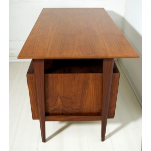Vittorio Dassi Mid-Century Modern Italian Teakwood Writing Desk and Chair, 1950s