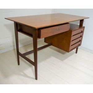 Vittorio Dassi Mid-Century Modern Italian Teakwood Writing Desk and Chair, 1950s