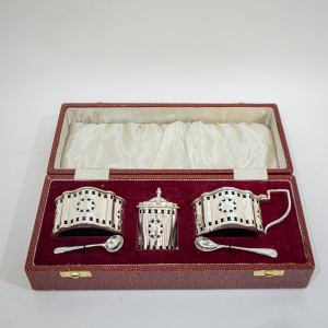 Superb Cased Silver Five Piece Cruet Set