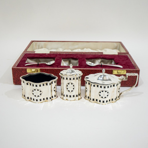Superb Cased Silver Five Piece Cruet Set