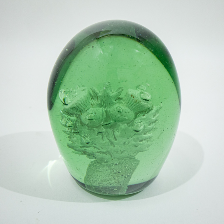 Two Green Victorian Dump Paperweights - Image 4