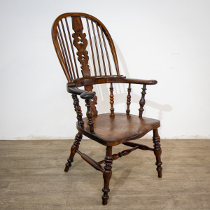19th Century Yew High Back Windsor Chair