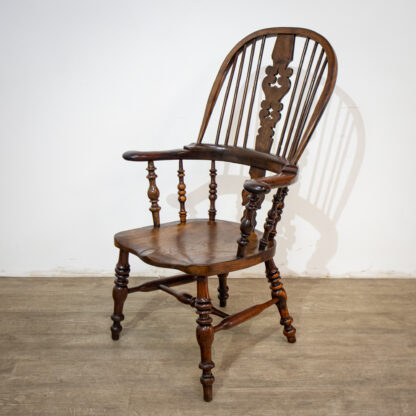 19th Century Yew High Back Windsor Chair - Image 3