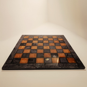 Chess Set in Hand carved Italian Alabaster of Volterra - Black and Natural Agate 1970s