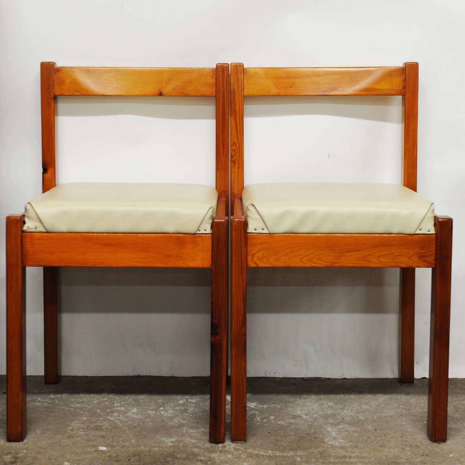 Vintage Pine & Cream Vinyl Dining Chairs, 1980s, Set Of 4