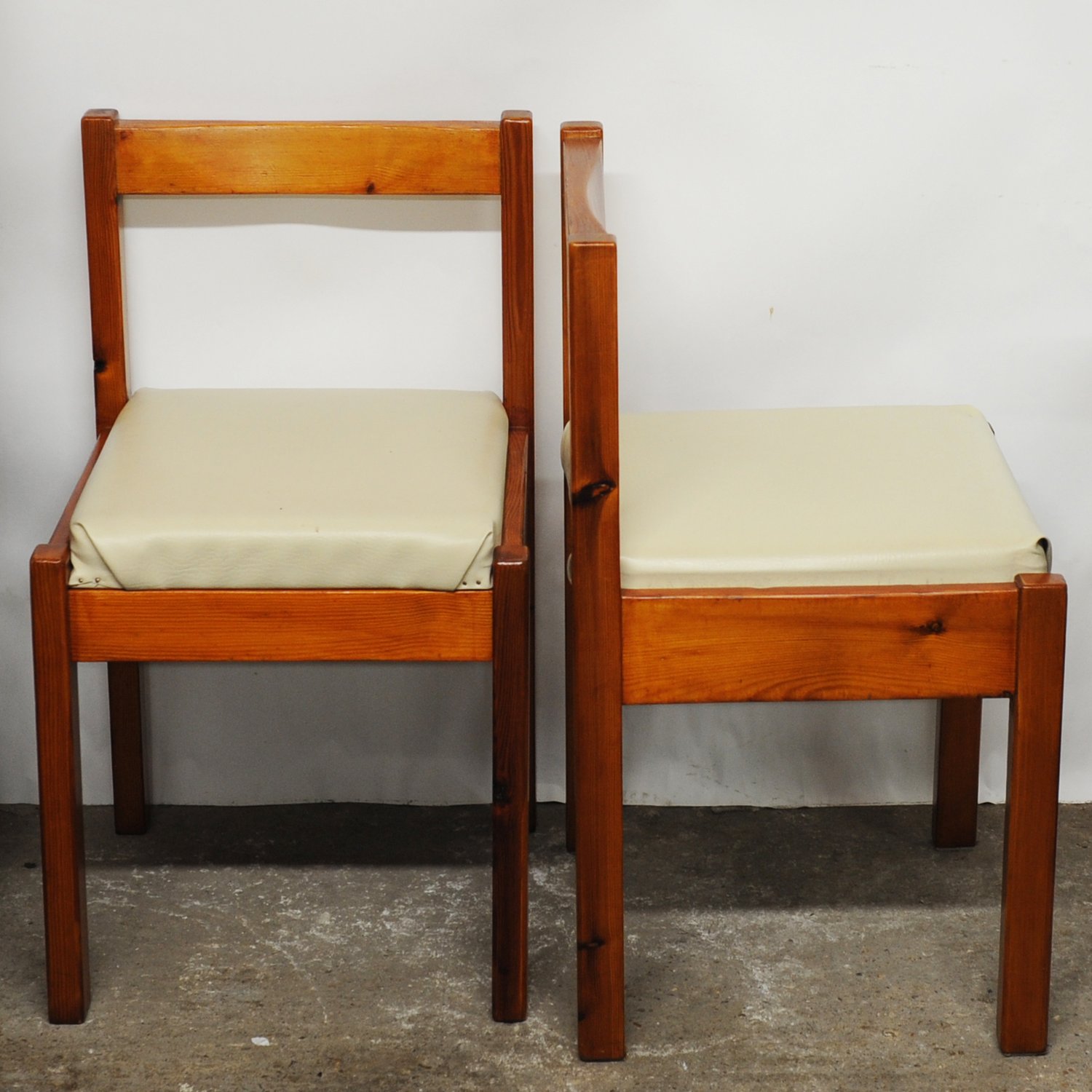 Vintage Pine & Cream Vinyl Dining Chairs, 1980s, Set Of 4