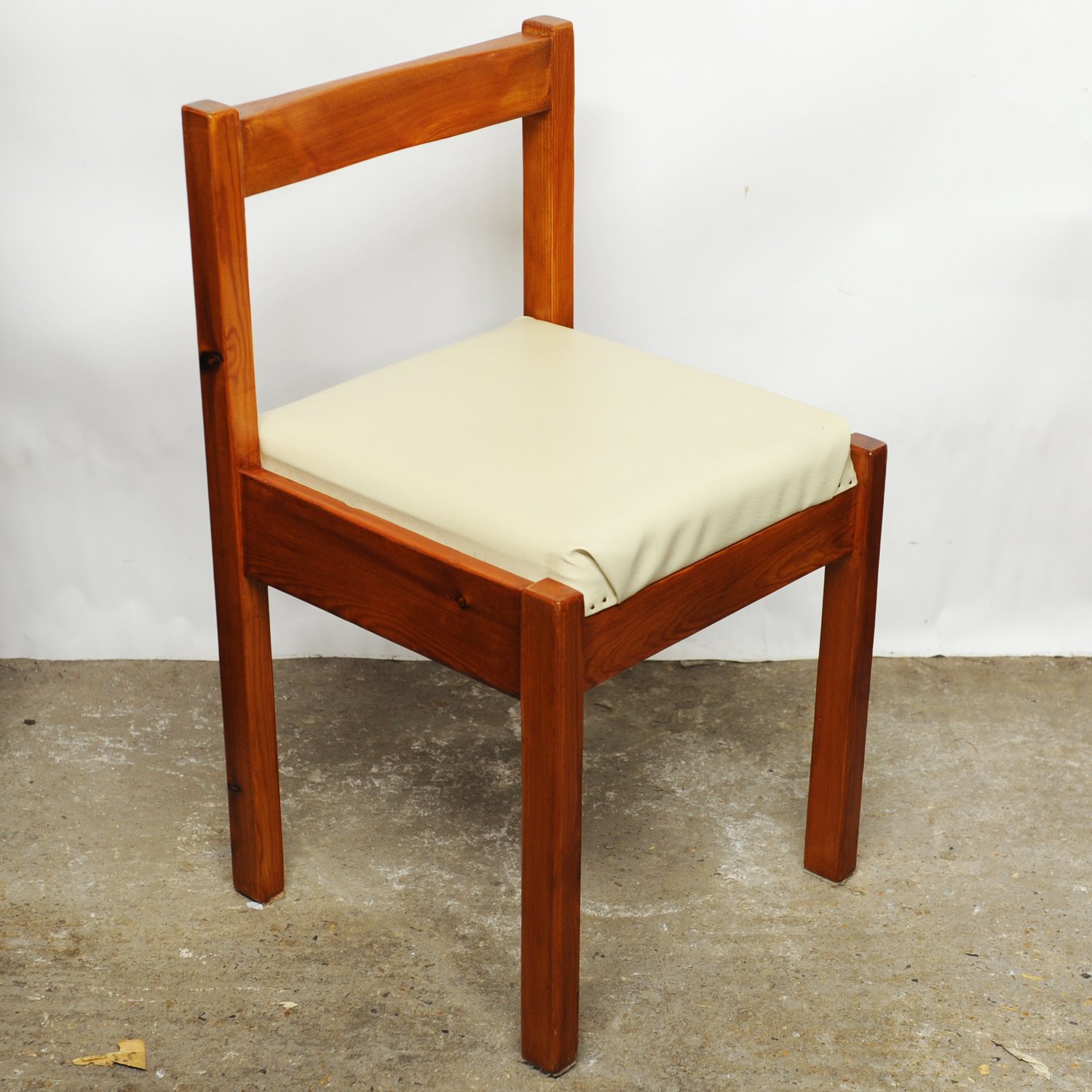 Vintage Pine & Cream Vinyl Dining Chairs, 1980s, Set Of 4