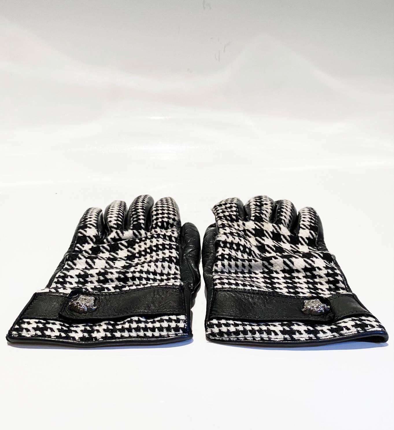 1990s Gianni Versace Dogtooth Wool Leather Winter Gloves