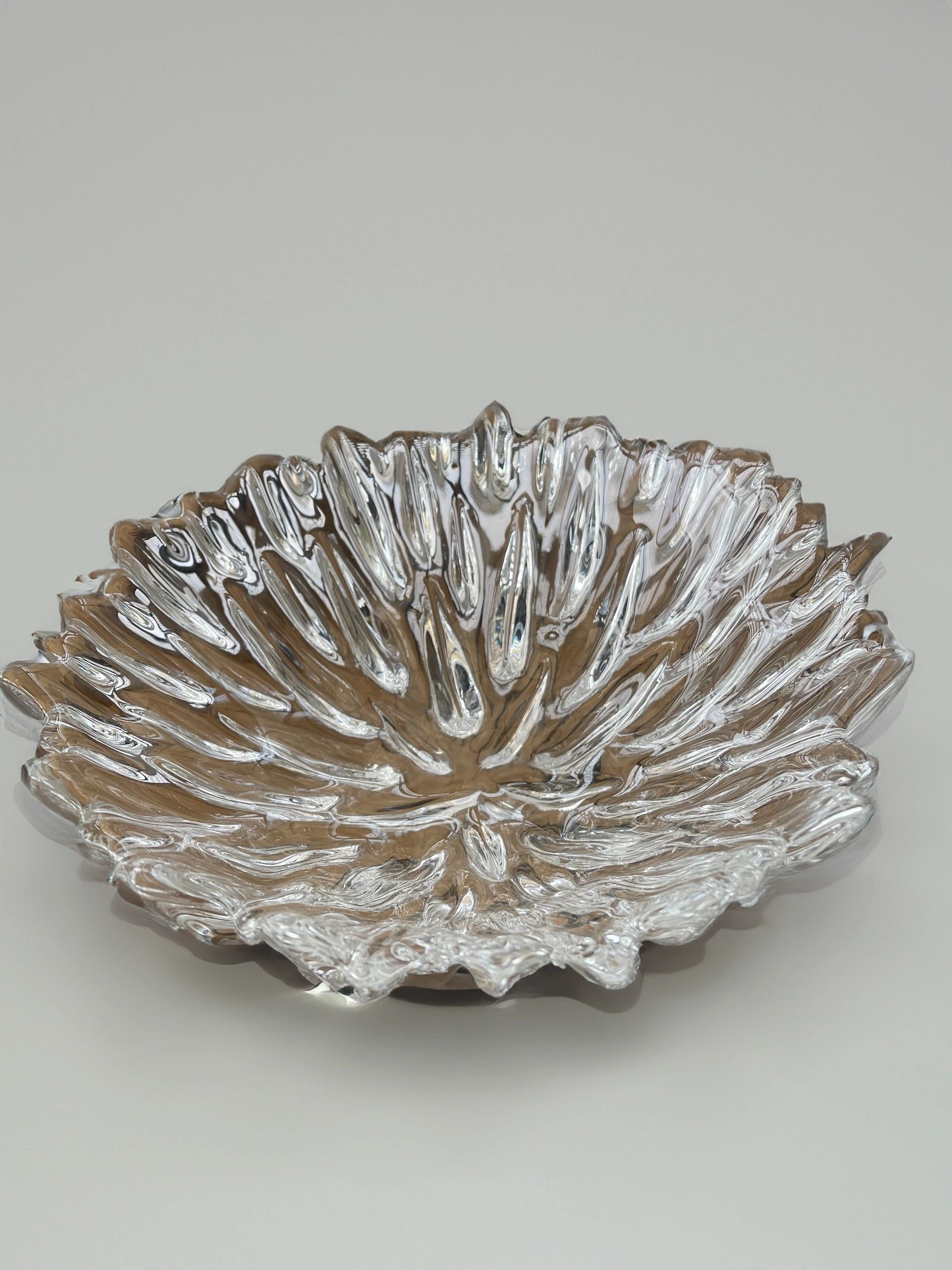 Budded crystal bowl designed by Per Lütken in the 1970s and manufactured by Royal Copenhagen in 1991.