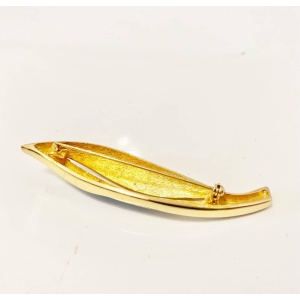 1980s CHRISTIAN DIOR ENAMEL LEAF gold plated crystal BROOCH
