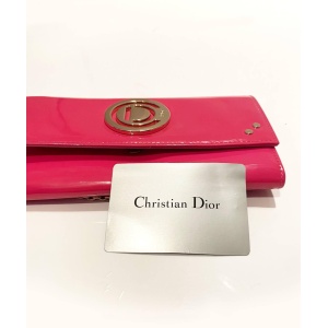 2000s Christian Dior Pink Fuchsia Patent Leather Handbag On Chain