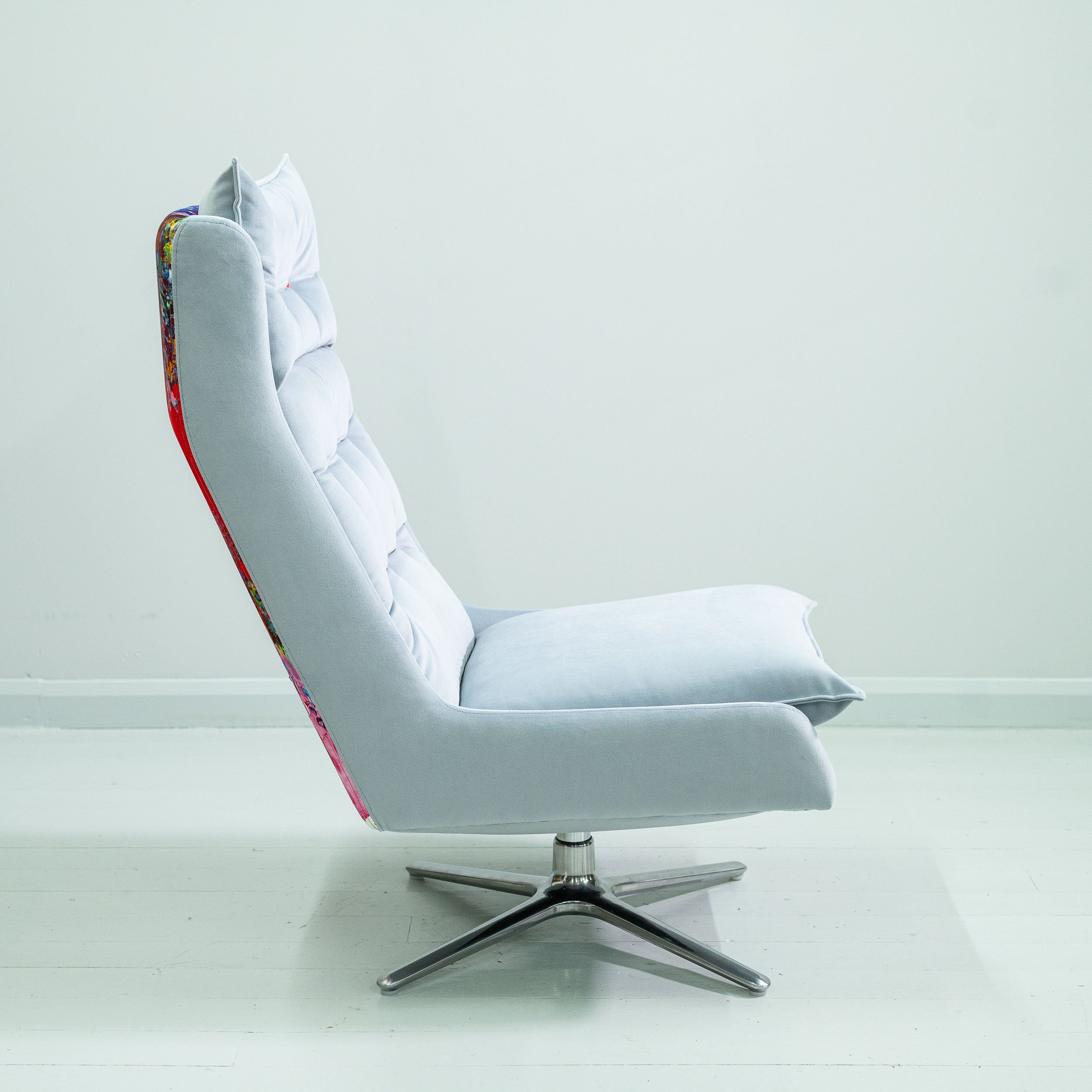 1976B by Jay & Co