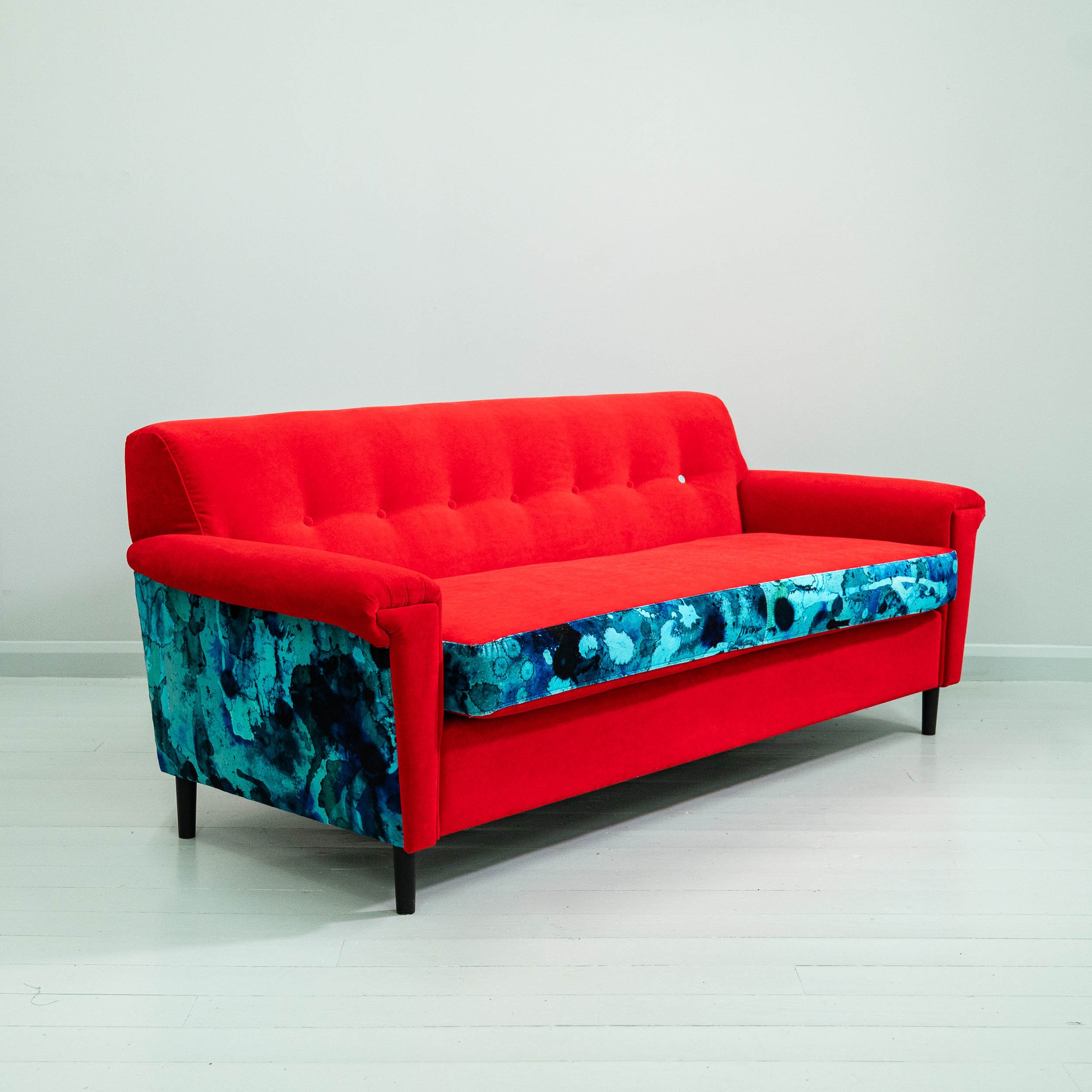 1979C - 3 seater by Jay & Co