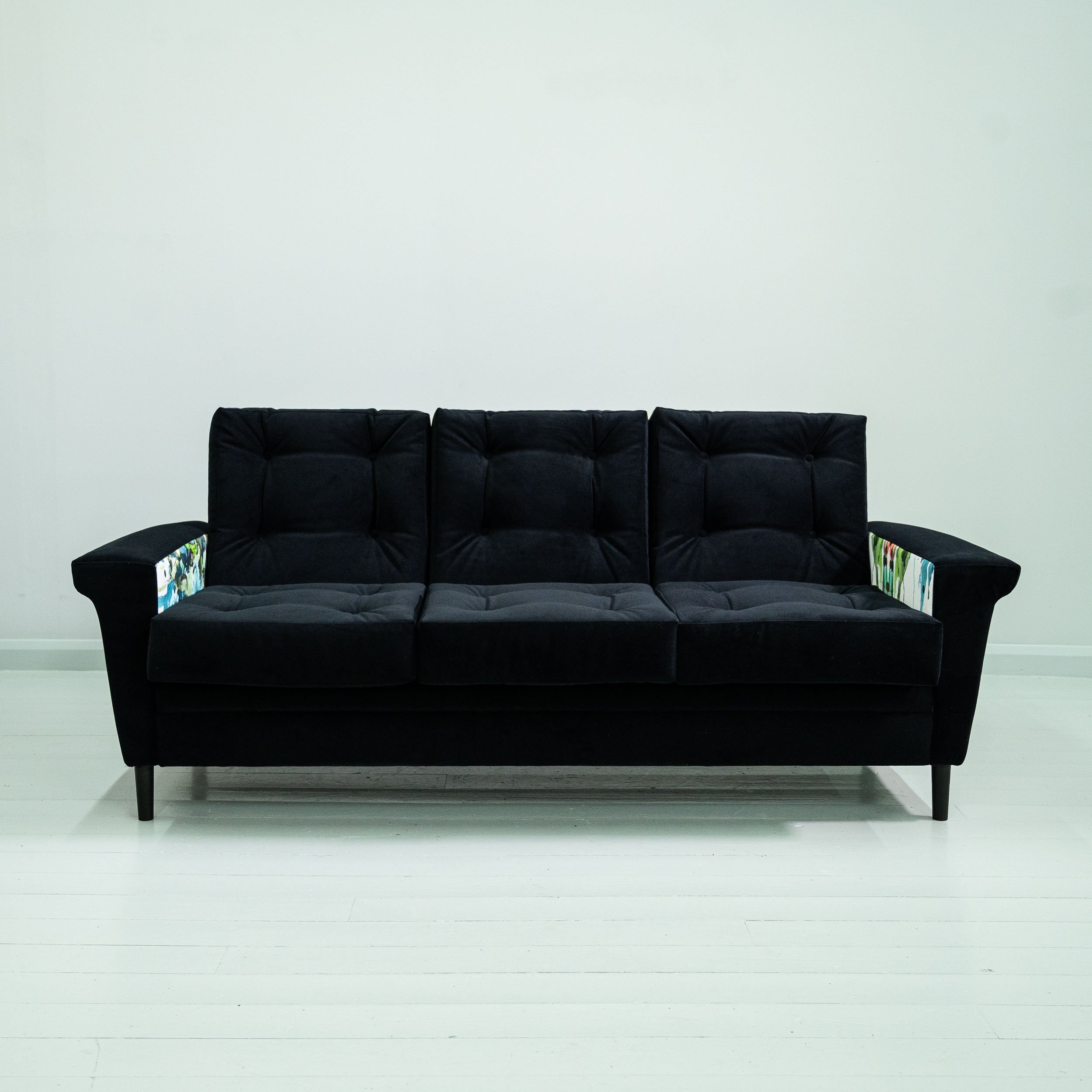 1979D - 3 seater by Jay & Co