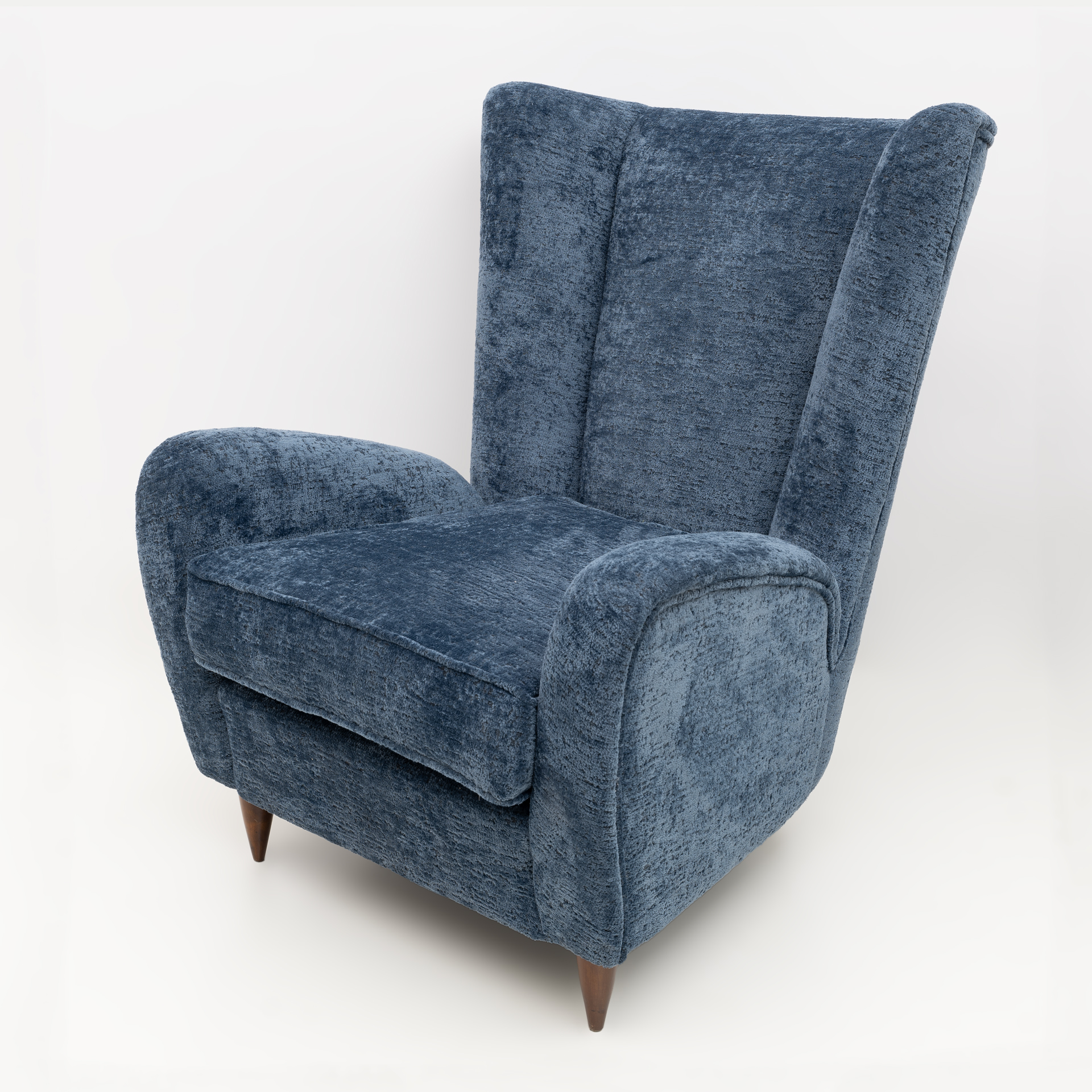 Paolo Buffa Mid-Century Modern Italian Walnut and Coating Boucle Armchair, 1950s
