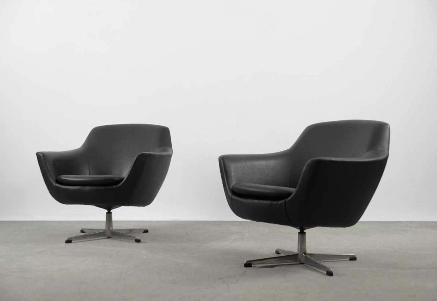 Scandinavian Vintage Black Swivel Chairs, 1970s, Set of 2