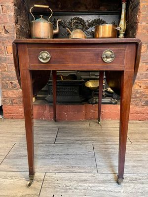 Antique George III mahogany inlaid Pembroke table