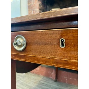 Antique George III mahogany inlaid Pembroke table