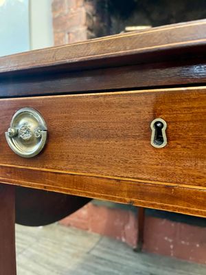 Antique George III mahogany inlaid Pembroke table