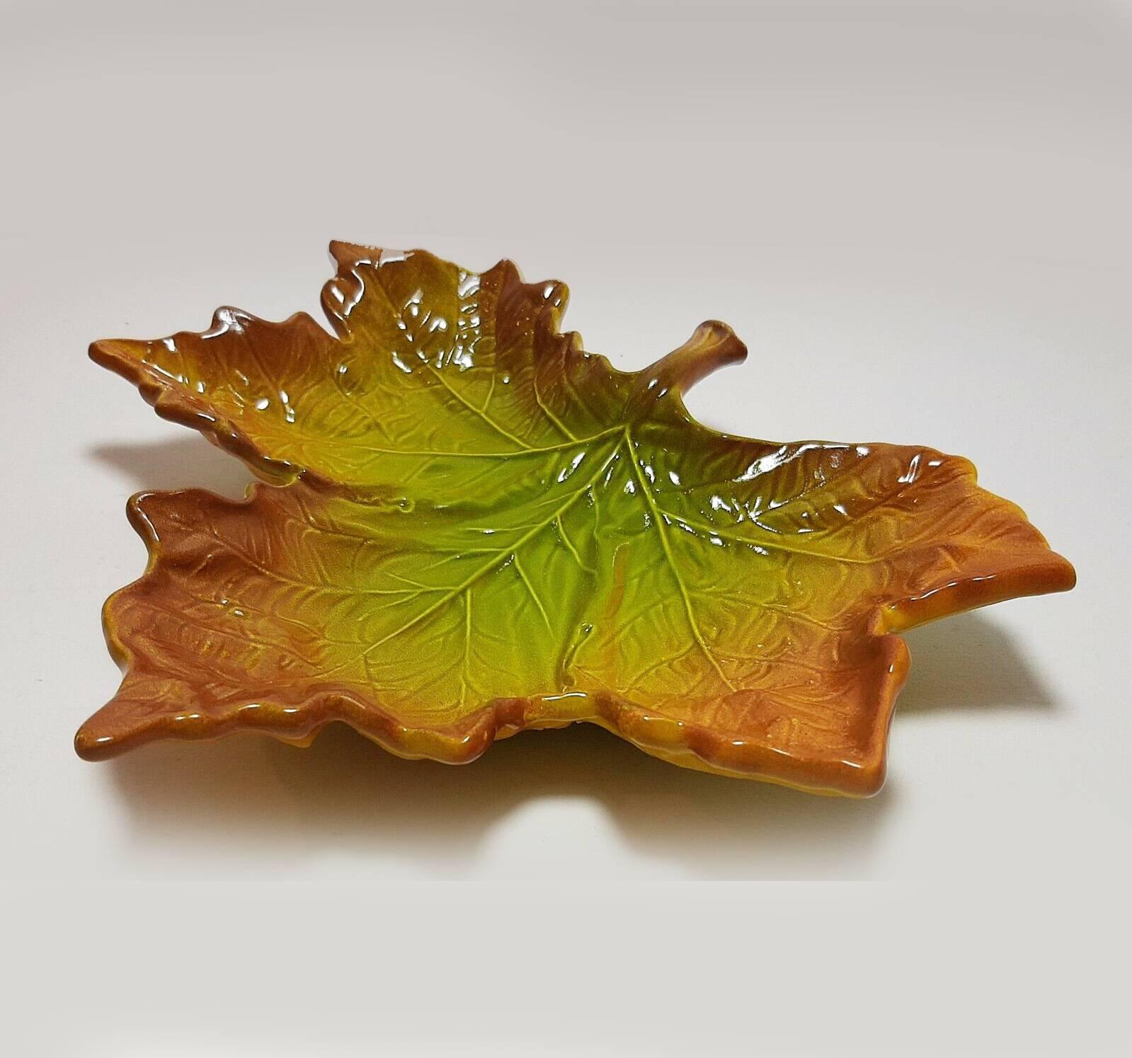 1980s Christian Dior Ceramic Green Leaf Decorative Bowl