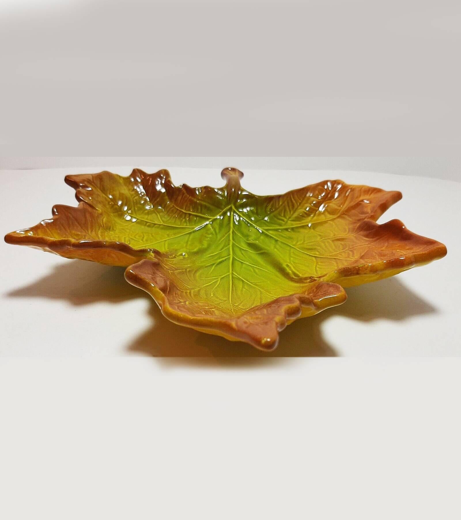1980s Christian Dior Ceramic Green Leaf Decorative Bowl