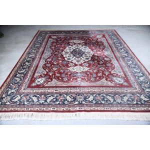 Large Quality Esfahan Rug