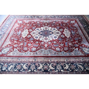Large Quality Esfahan Rug